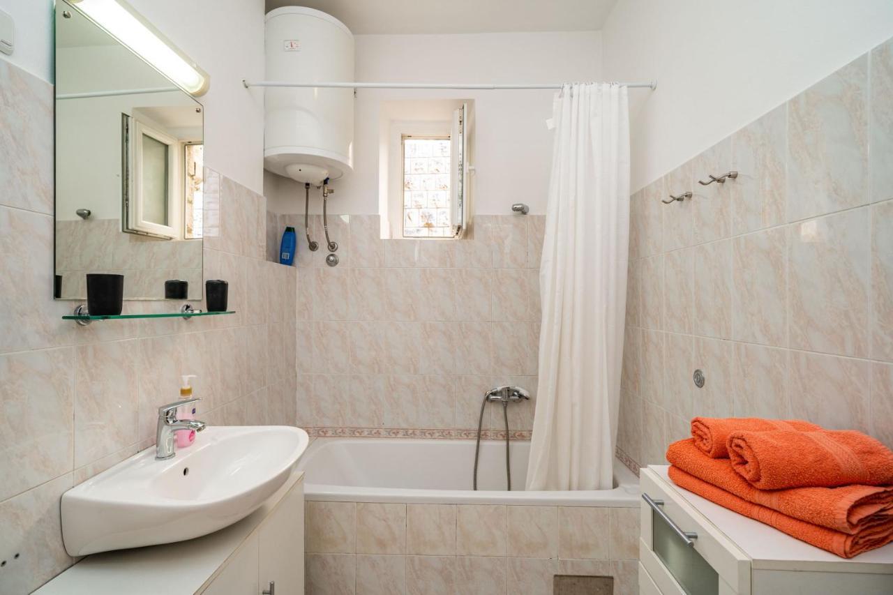 Apartments Sisic Дубровник Екстериор снимка